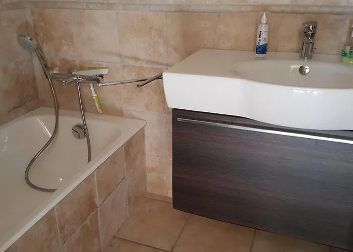 La Maison De Francoise A La Bourgarie Nyaraló